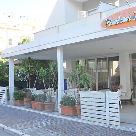 Pensione Elena Misano Adriatico Exterior photo